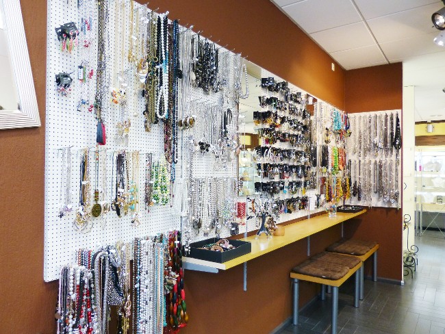 Unsere Modeschmuckecke